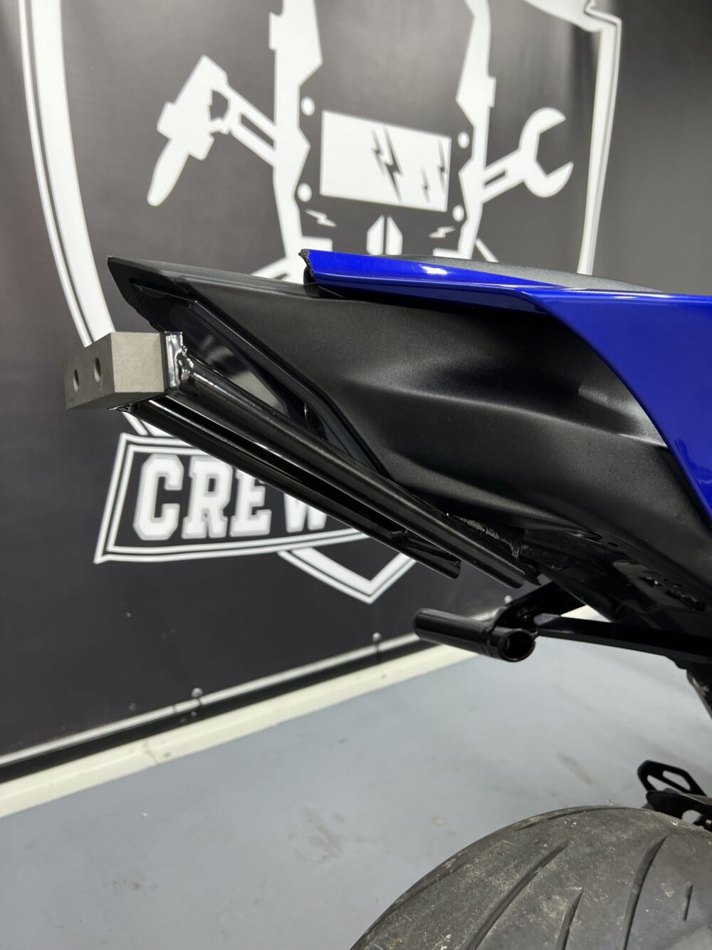 CREW GARAGE SCRAPE BAR YAMAHA R7-Nastee Nates Garage